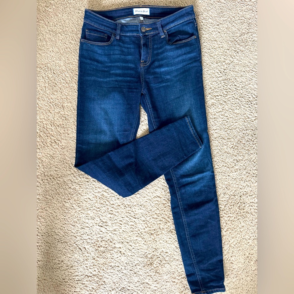 Studio Blue skinny jeans. Size 28 like new